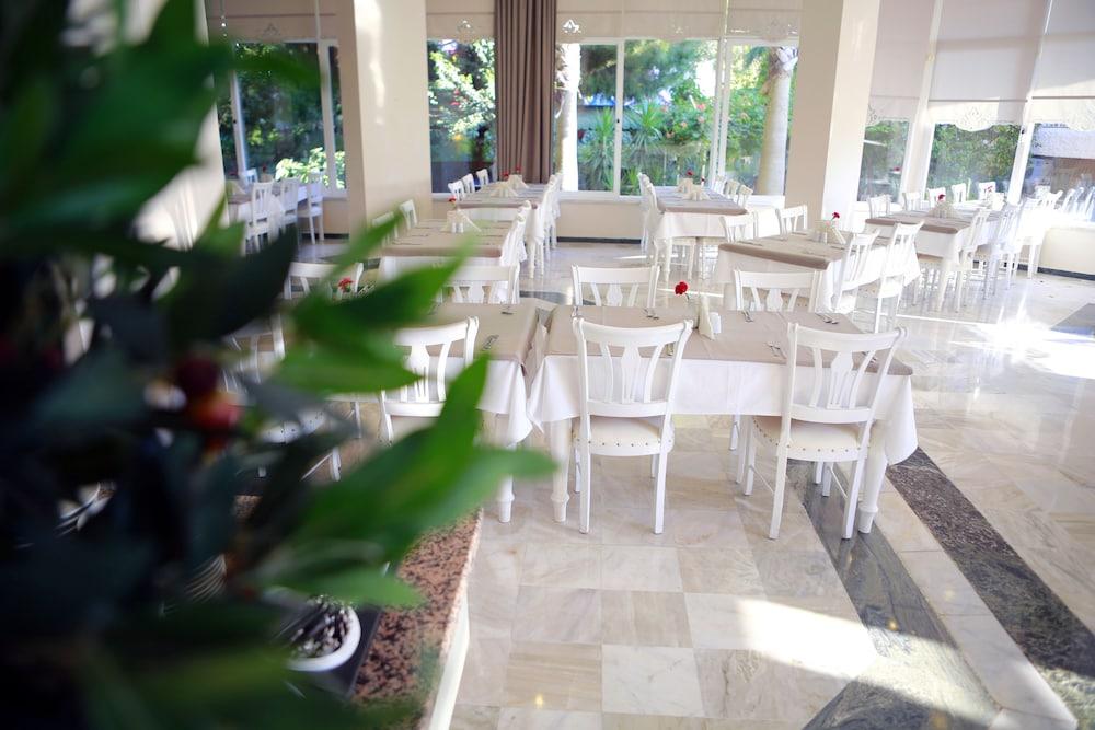 Incekum Su Hotel Avsallar Esterno foto