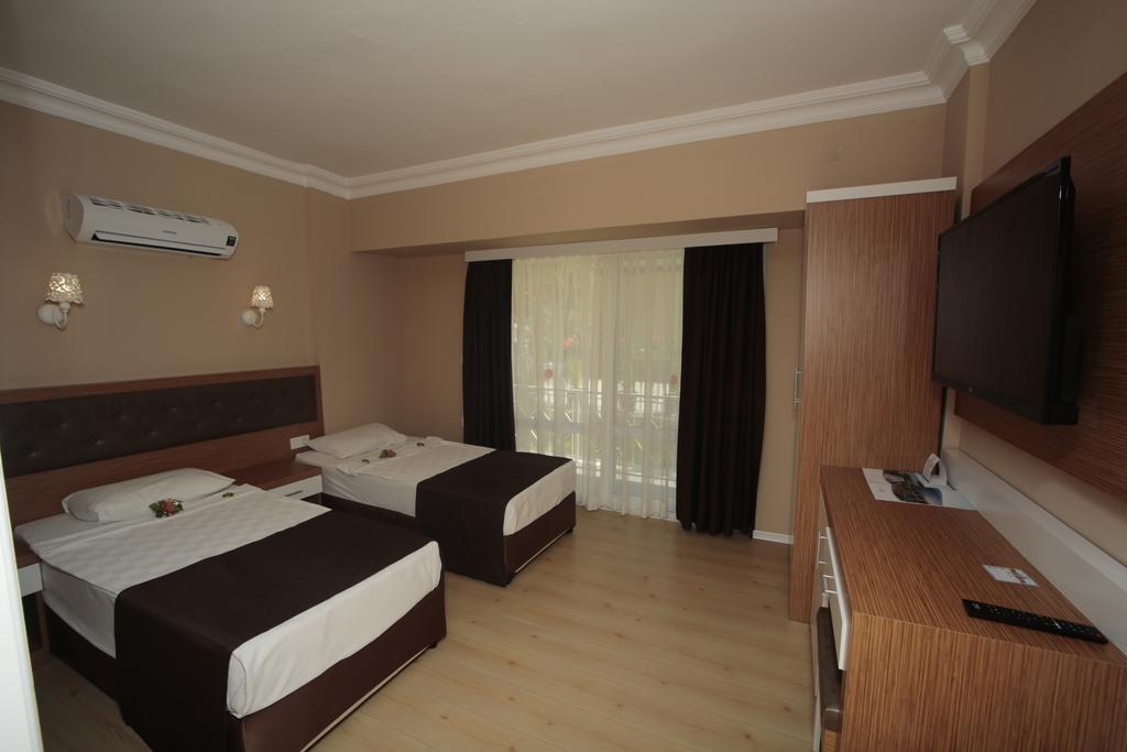 Incekum Su Hotel Avsallar Esterno foto